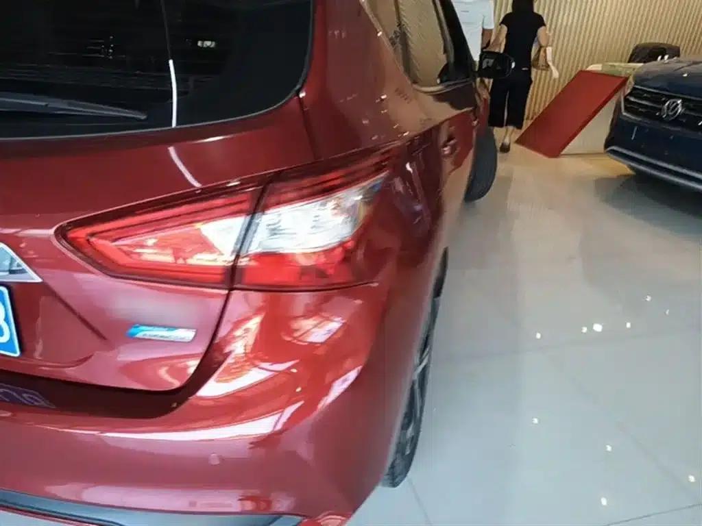 2016 Tiida 1.6L CVT Smart Edition — миниатюра 8