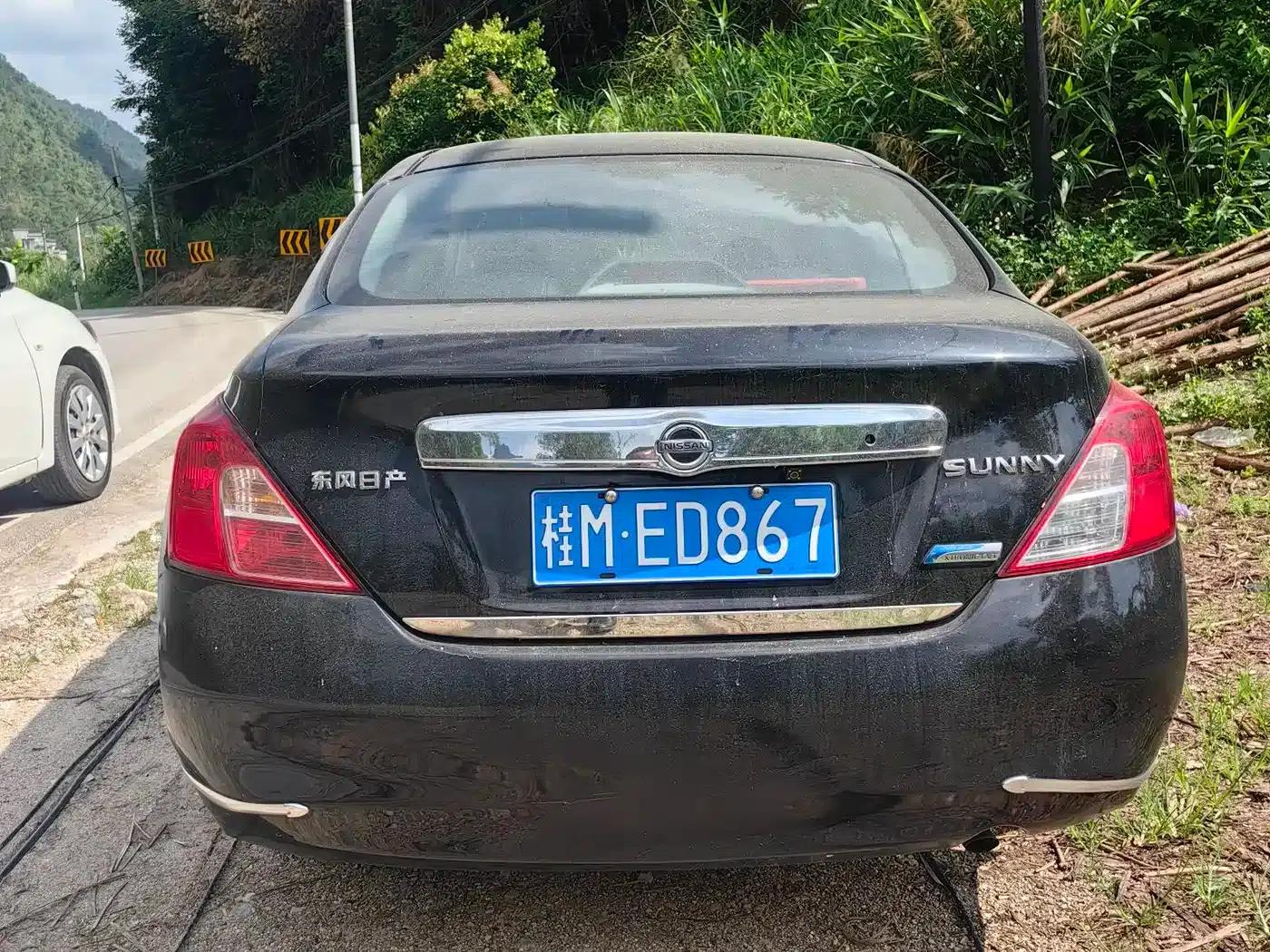 Nissan Sunny 2011 1.5XE CVT Comfort Edition — миниатюра 4