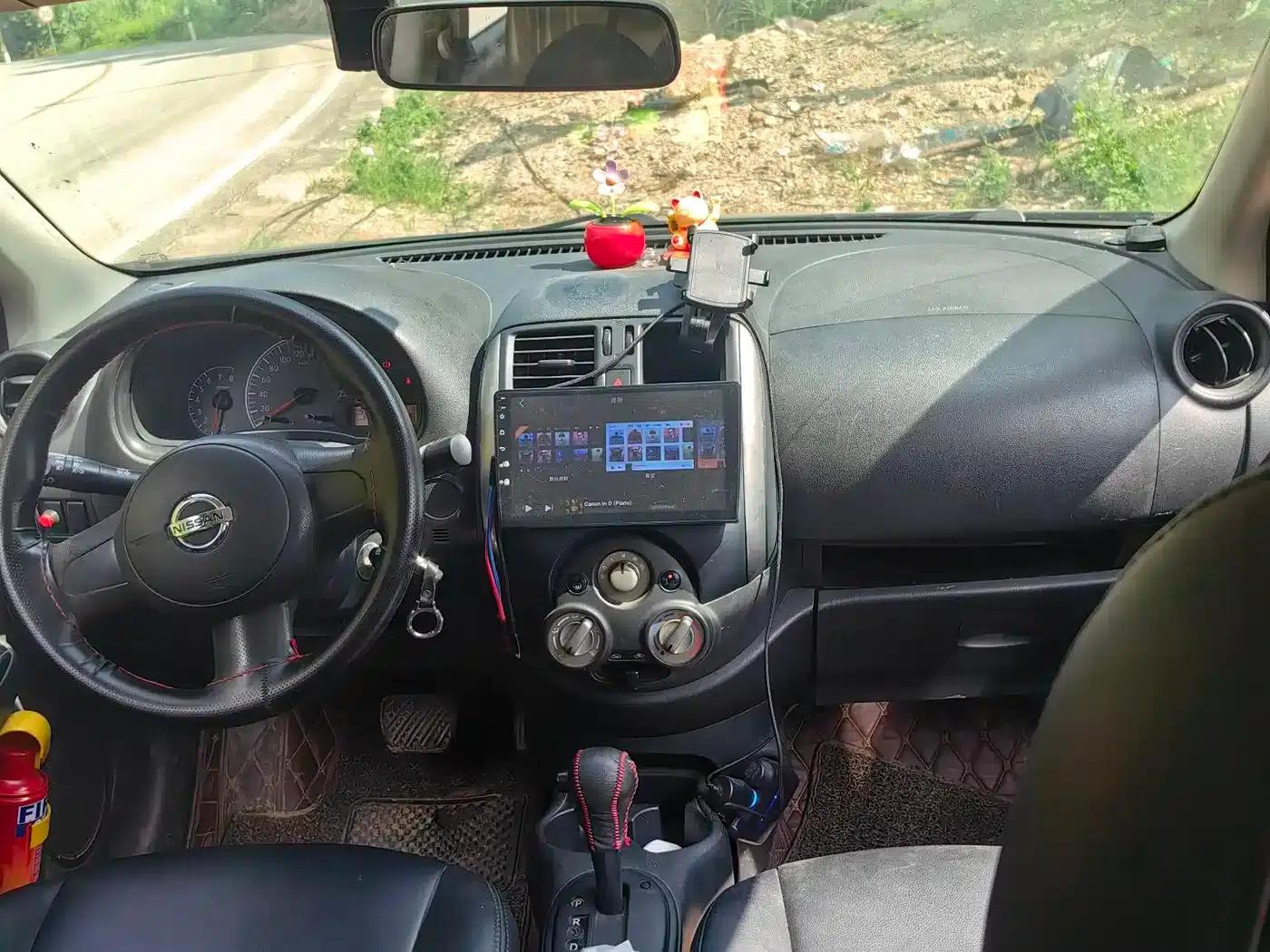 Nissan Sunny 2011 1.5XE CVT Comfort Edition — миниатюра 9