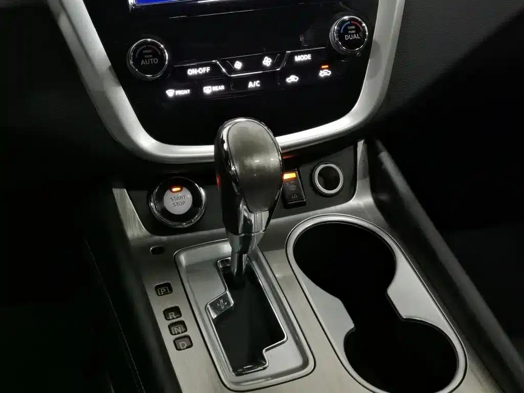 Nissan Murano 2015 2.5 S/C HEV XL 2WD Hybrid Premium Edition — миниатюра 13