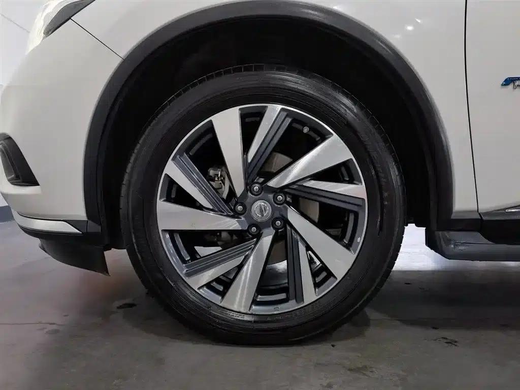 Nissan Murano 2015 2.5 S/C HEV XL 2WD Hybrid Premium Edition — миниатюра 17
