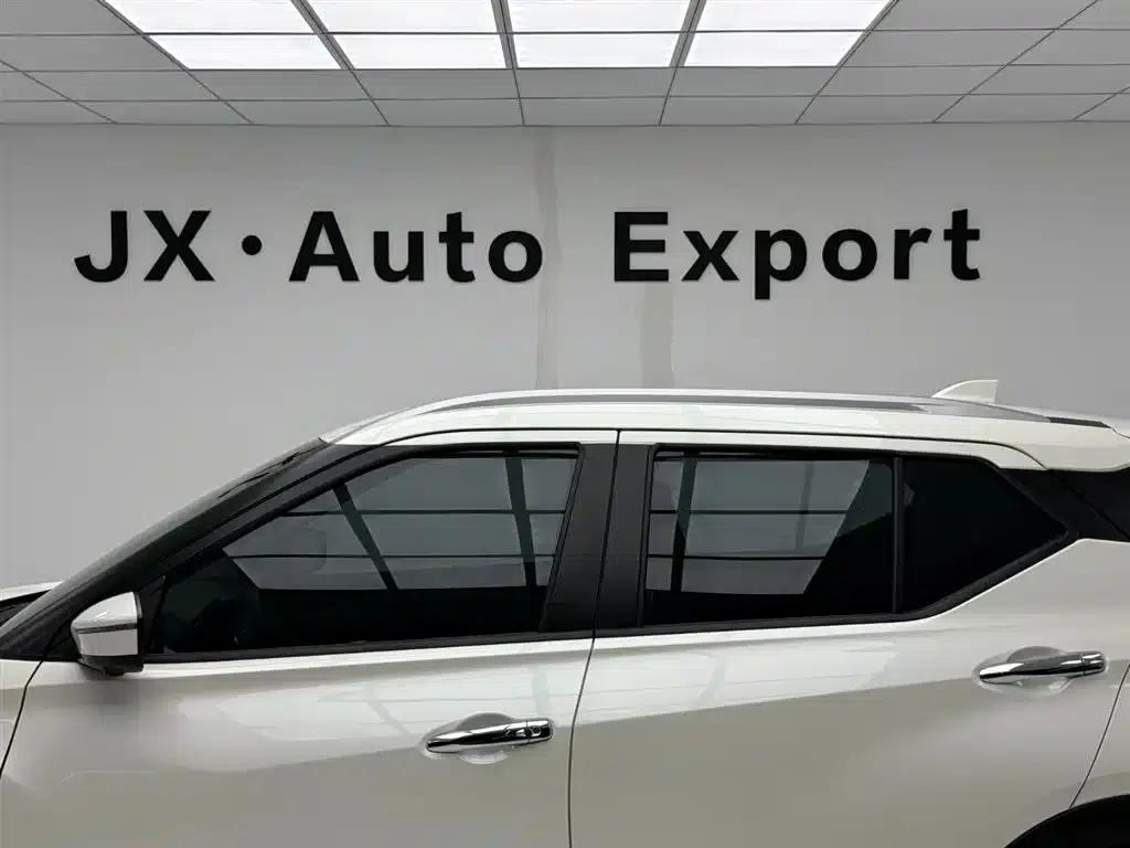 Nissan Kicks 2023 Sporty Edition 1.5L: Unleashing Power and Luxury — миниатюра 16
