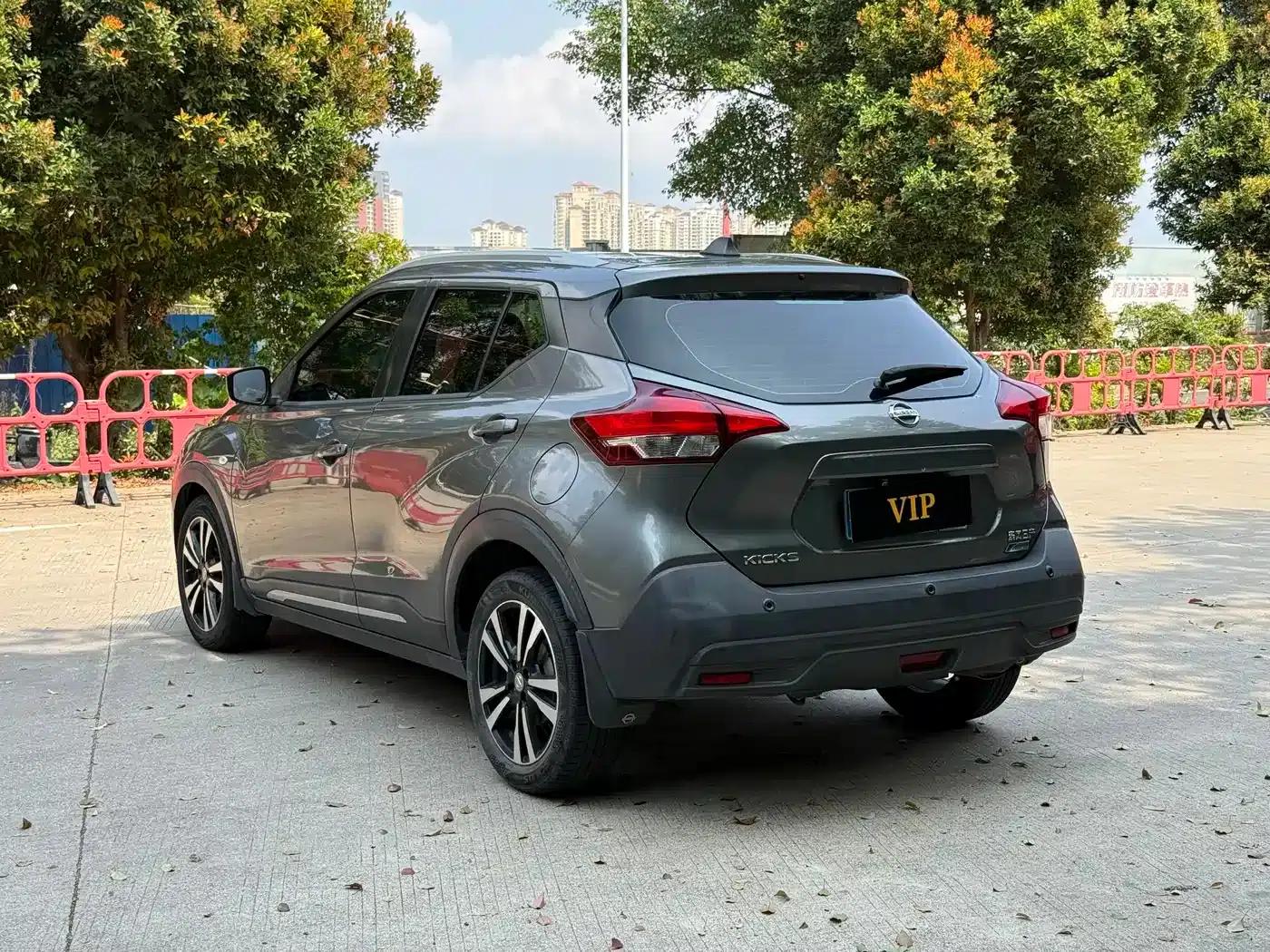 Nissan Kicks 2017 1.5L CVT Cool Edition — миниатюра 2