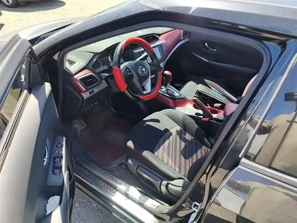 Nissan Bluebird 2016 1.6L CVT Smart Edition — миниатюра 16