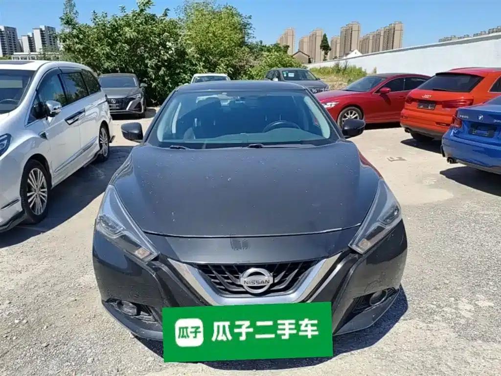 Nissan Bluebird 2016 1.6L CVT Smart Edition — миниатюра 3