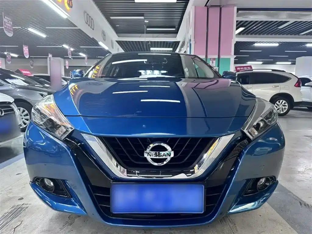 Nissan Bluebird 2016 1.6L CVT Cool Edition — миниатюра 6