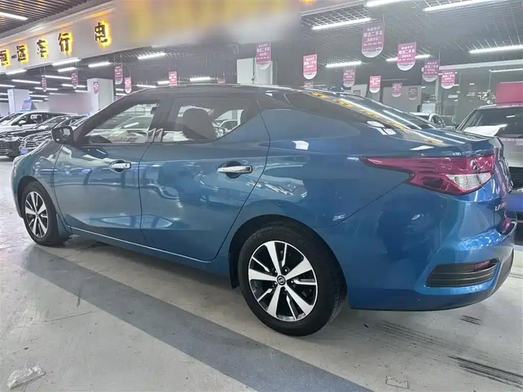 Nissan Bluebird 2016 1.6L CVT Cool Edition — миниатюра 8