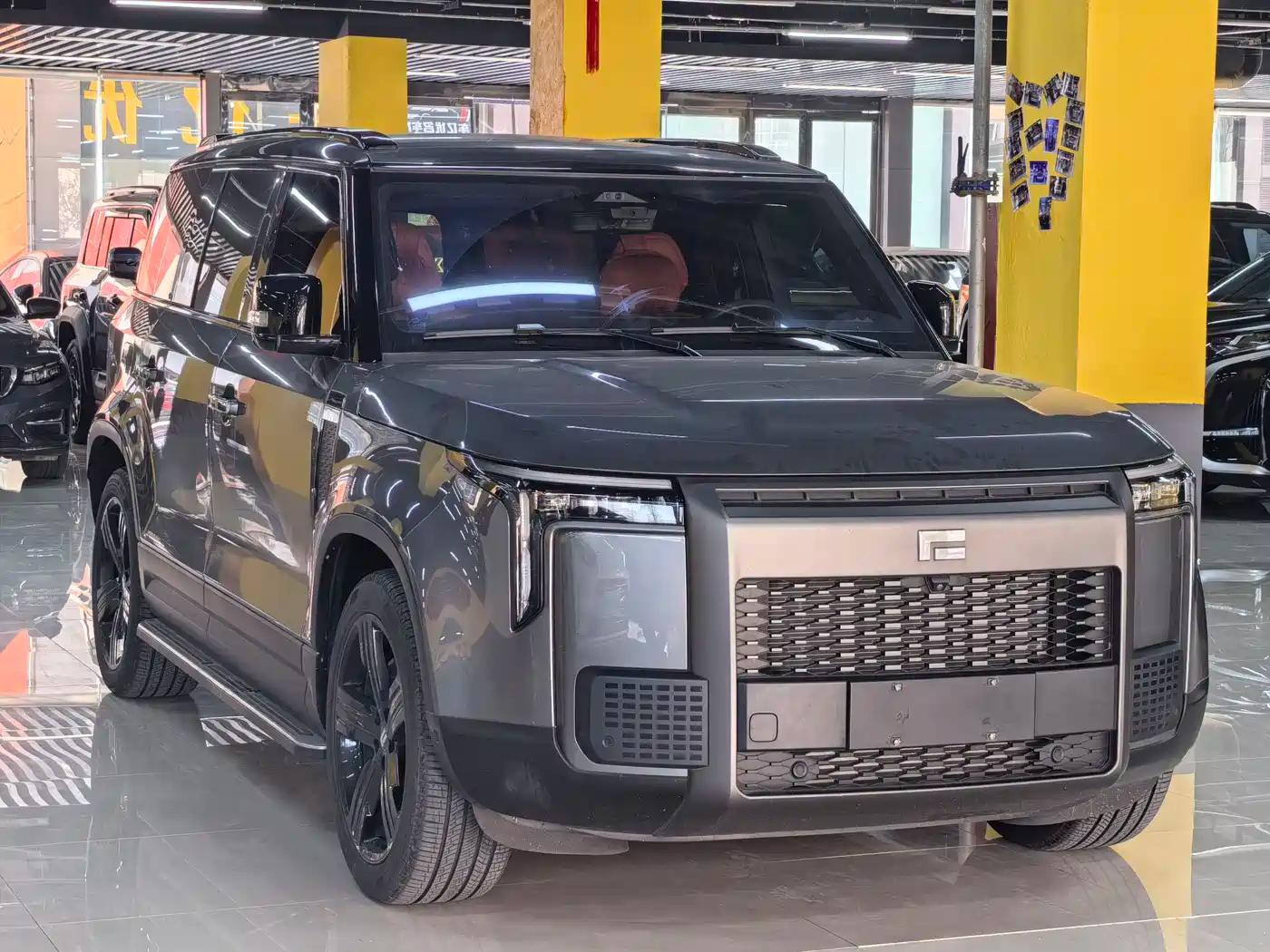 Extreme Stone 01 2023 Premium 6-Seater Edition — миниатюра 3