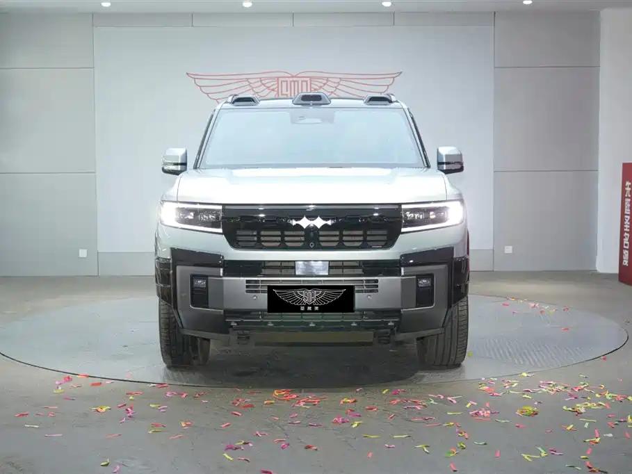 Leopard 8 2025 Smart & Brave Flagship Edition 6-seater — миниатюра 5