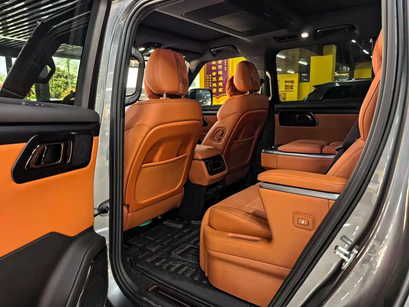 Extreme Stone 01 2023 Premium 6-Seater Edition — миниатюра 5