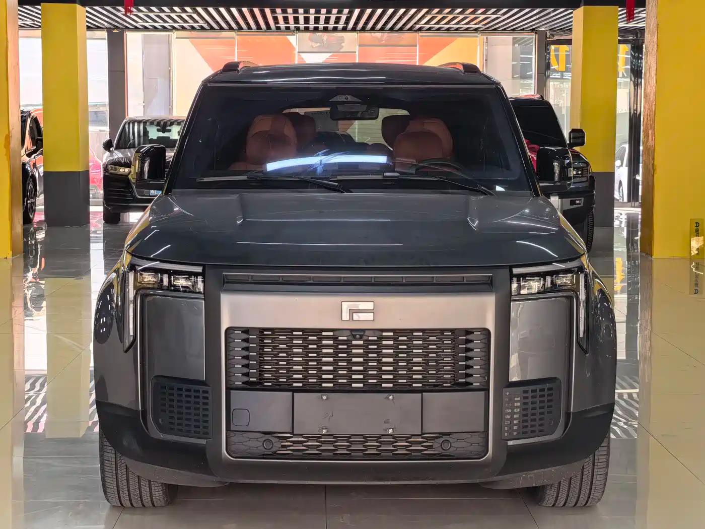 Extreme Stone 01 2023 Premium 6-Seater Edition — миниатюра 2