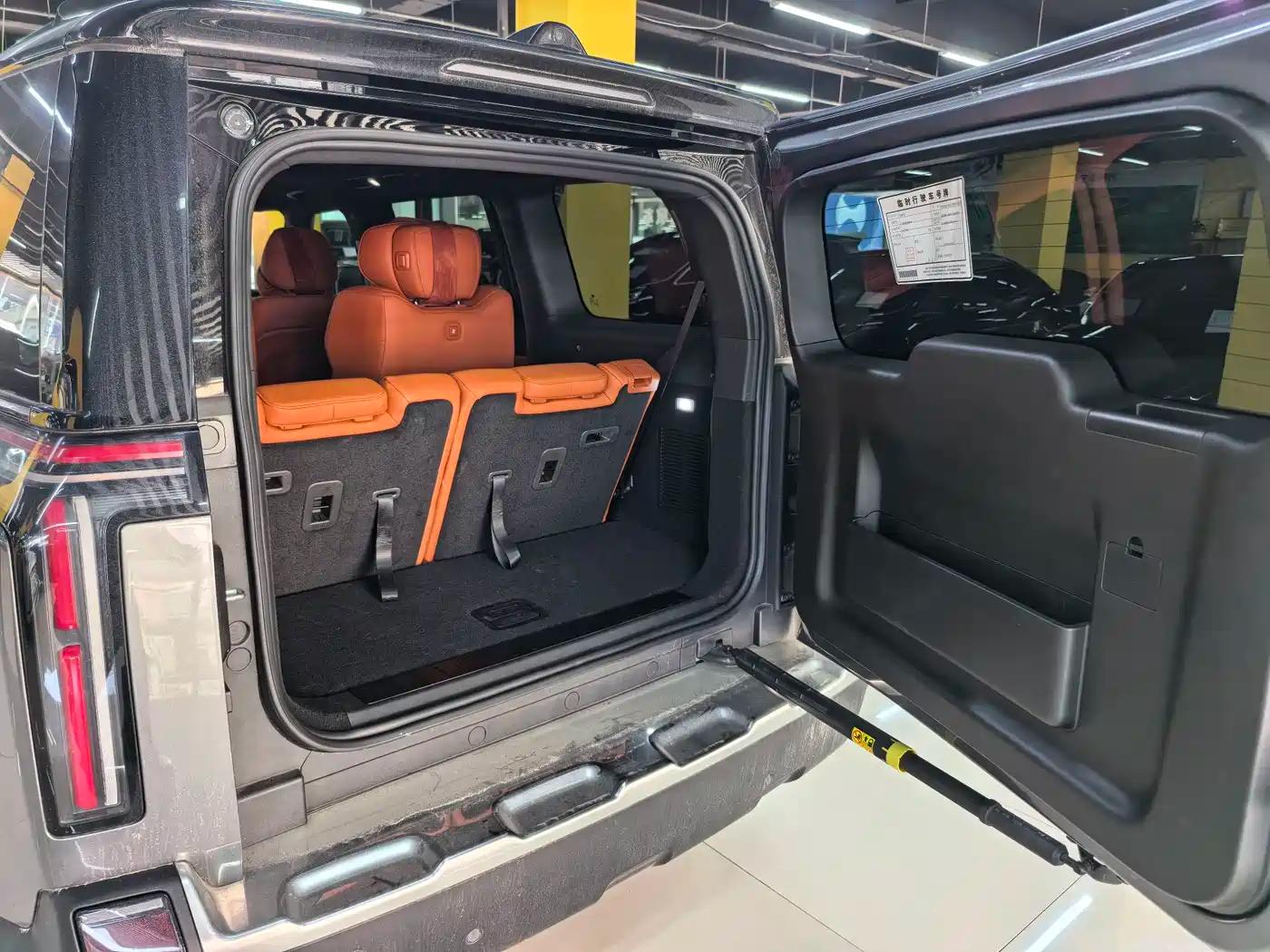 Extreme Stone 01 2023 Premium 6-Seater Edition — миниатюра 14