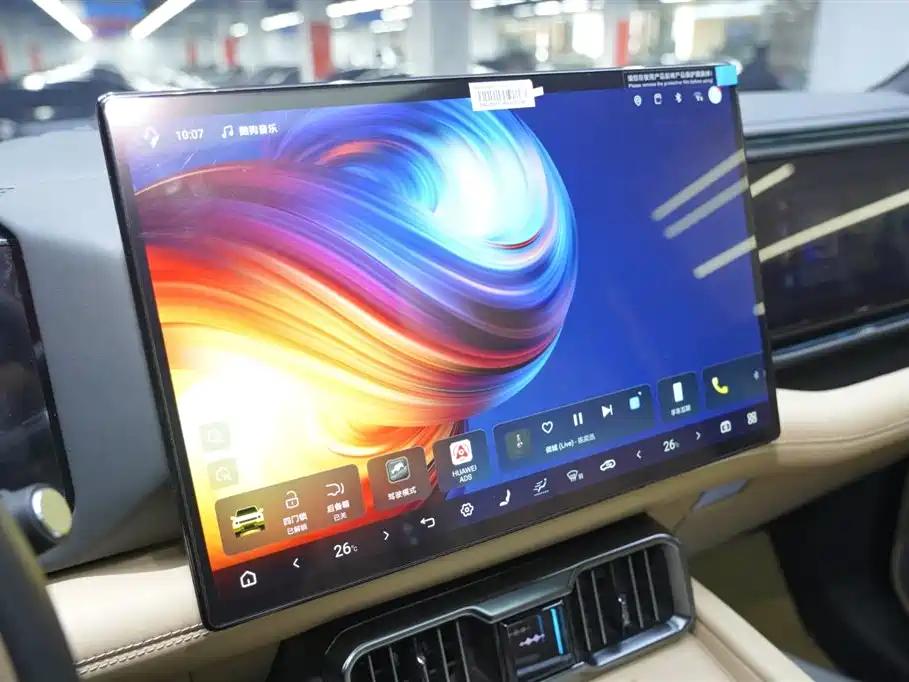 Leopard 8 2025 Smart & Brave Flagship Edition 6-seater — миниатюра 8