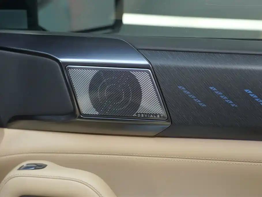 Leopard 8 2025 Smart & Brave Flagship Edition 6-seater — миниатюра 12