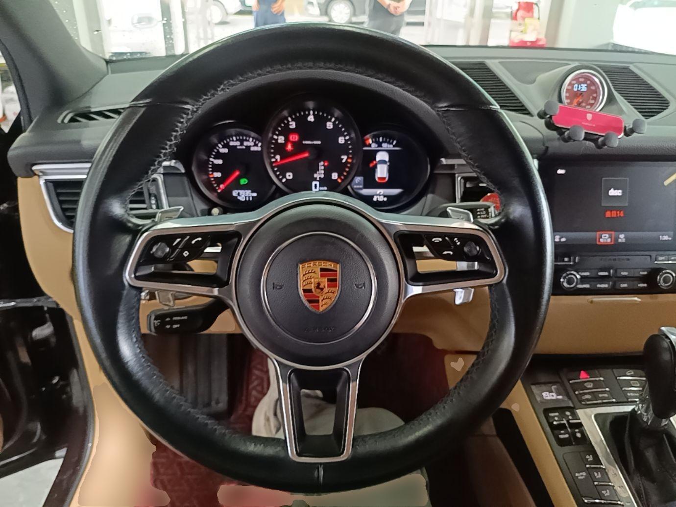 Porsche Macan 2017 Macan 2.0T — миниатюра 14