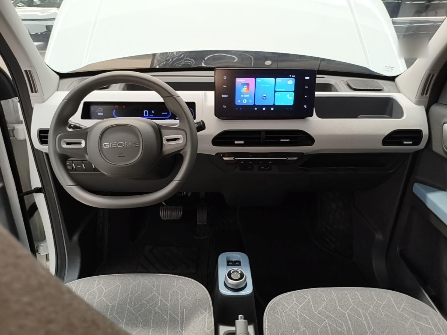 Geely Galaxy Panda 2024 Panda Mini 200km Endurance Bear — миниатюра 13