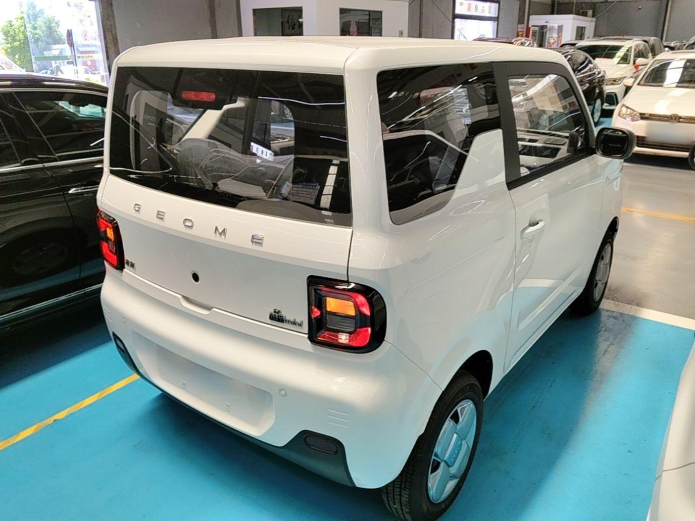 Geely Galaxy Panda 2024 Panda Mini 200km Endurance Bear — миниатюра 6
