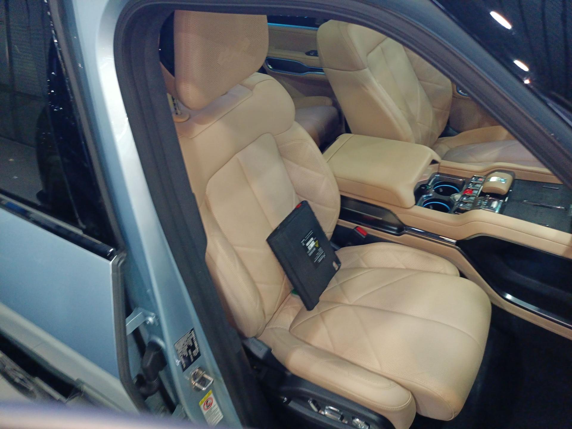 Formula Leopard 8 2025 Smart & Brave Flagship Edition 7 Seats — миниатюра 23