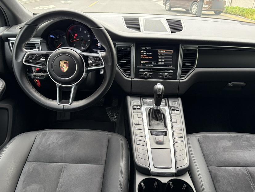 Porsche Macan 2016 Macan 2.0T — миниатюра 21