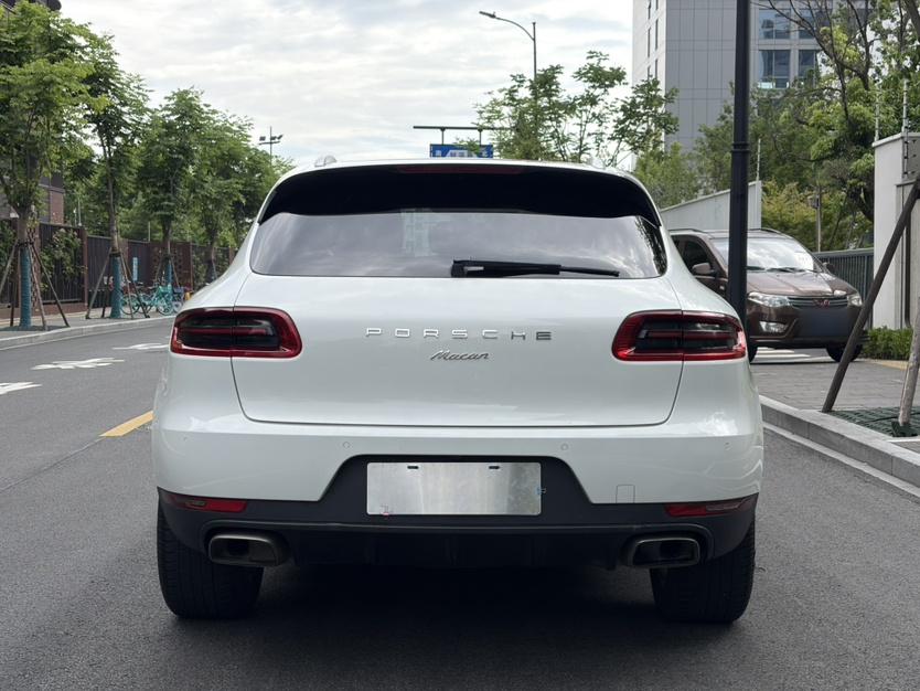Porsche Macan 2016 Macan 2.0T — миниатюра 6