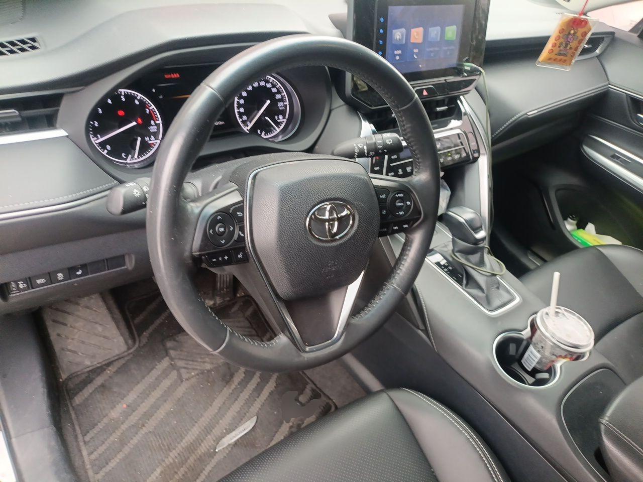 Toyota Harrier 2022 2.0L CVT Two-Wheel Drive Entry Version — миниатюра 11