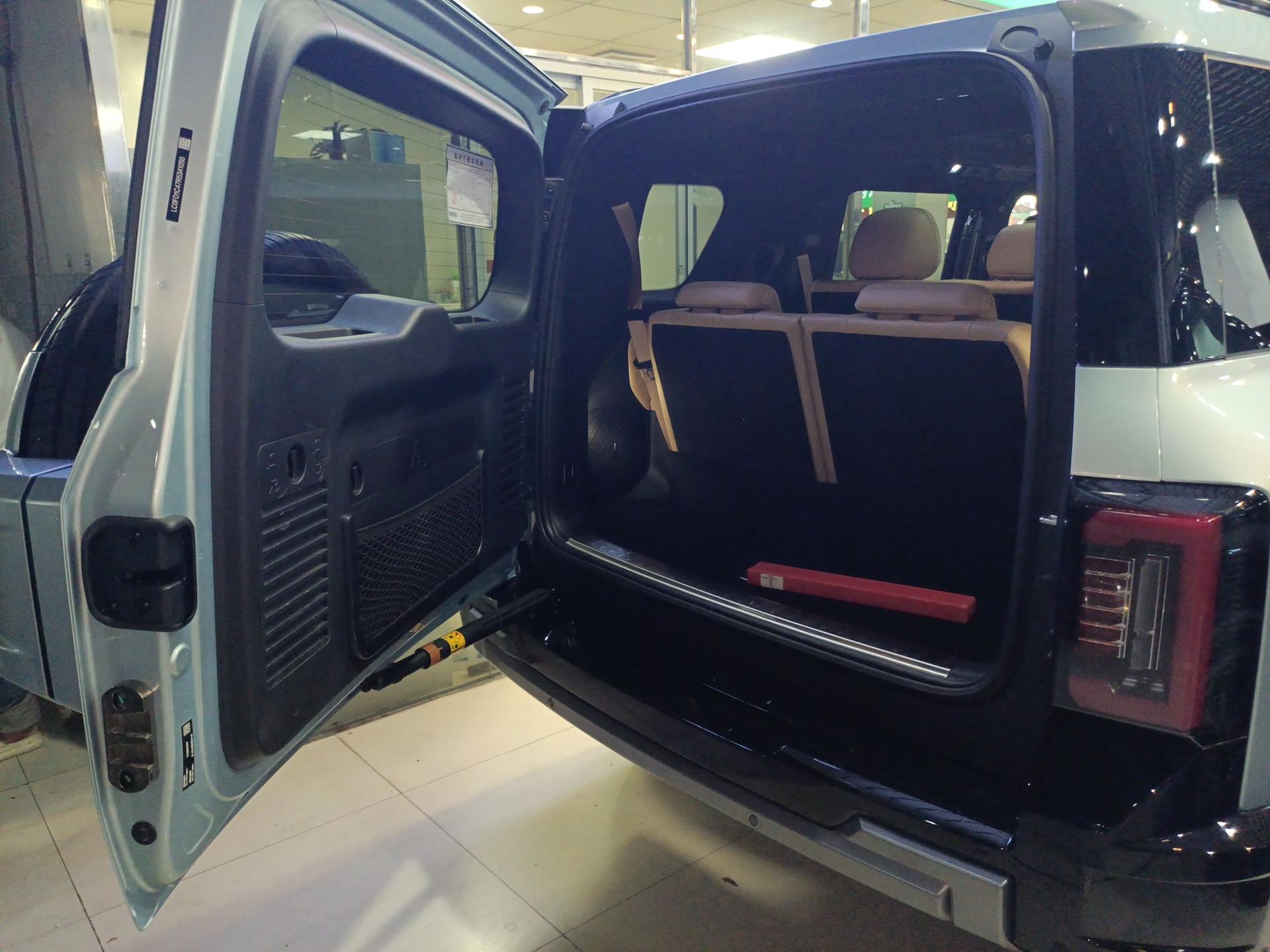 Formula Leopard 8 2025 Smart & Brave Flagship Edition 7 Seats — миниатюра 22