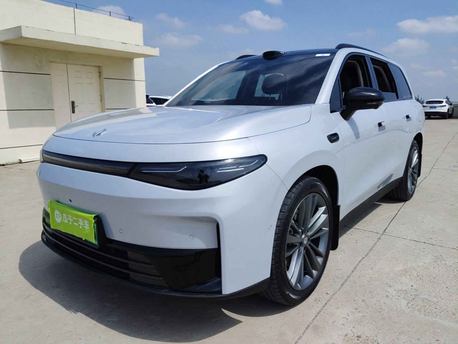 Leapmotor C16 2026 All-Electric 630 LiDAR Zhizun Edition 6 Seats — миниатюра 1