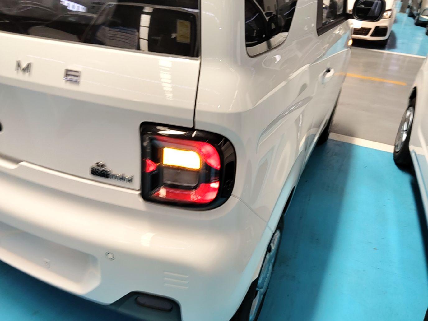 Geely Galaxy Panda 2024 Panda Mini 200km Endurance Bear — миниатюра 7