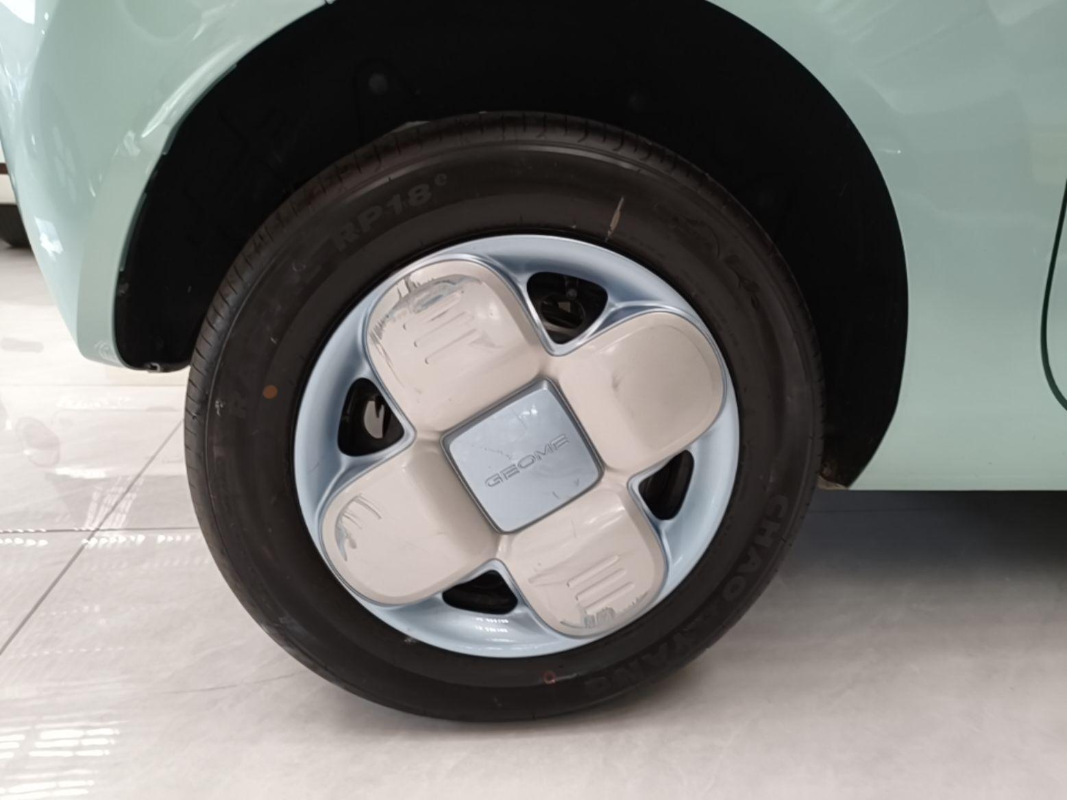 Geely Galaxy Panda 2024 Panda Mini 200km Endurance Bear — миниатюра 10