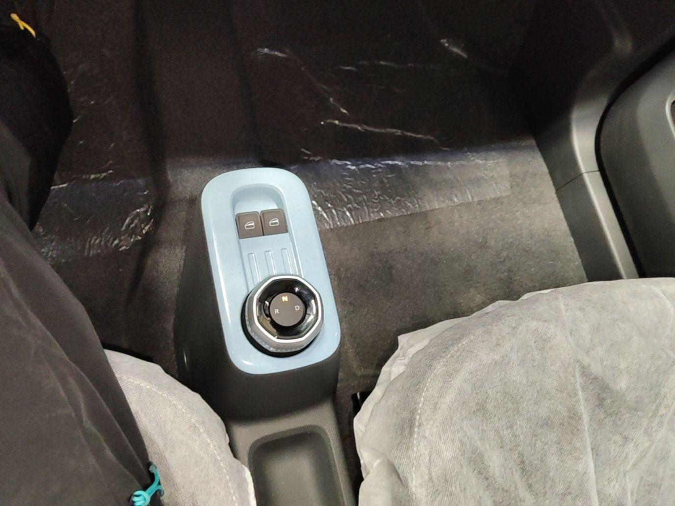 Geely Galaxy Panda 2024 Panda Mini 200km Endurance Bear — миниатюра 17