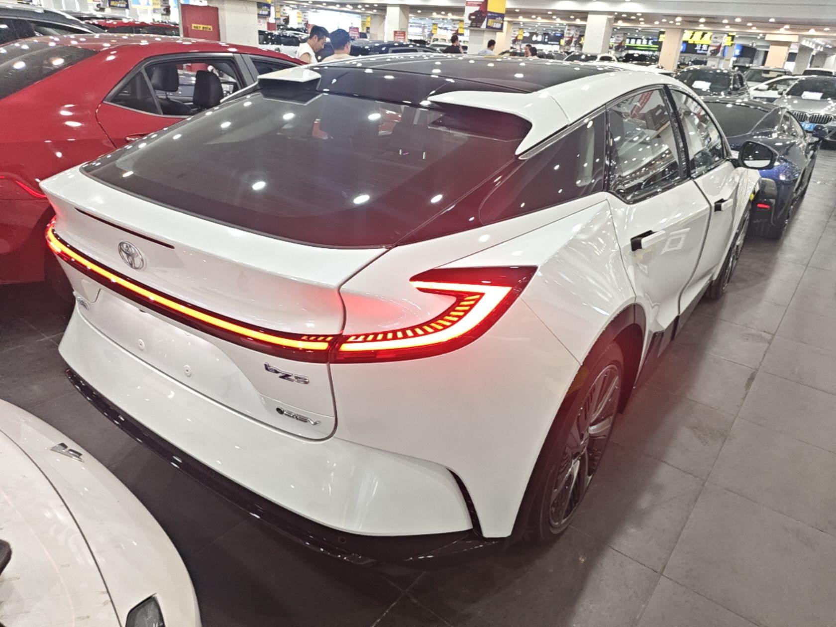 Toyota bZ5 2025 Model 550 PRO — миниатюра 4