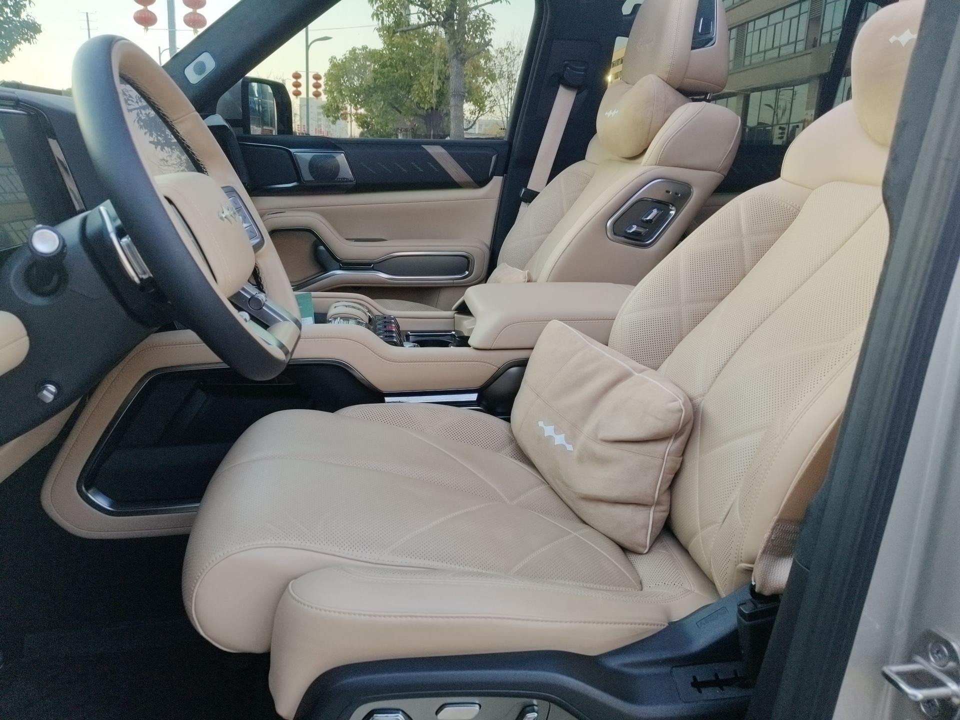 Formula Leopard 8 2025 Smart & Brave Flagship Edition 7 Seats — миниатюра 16