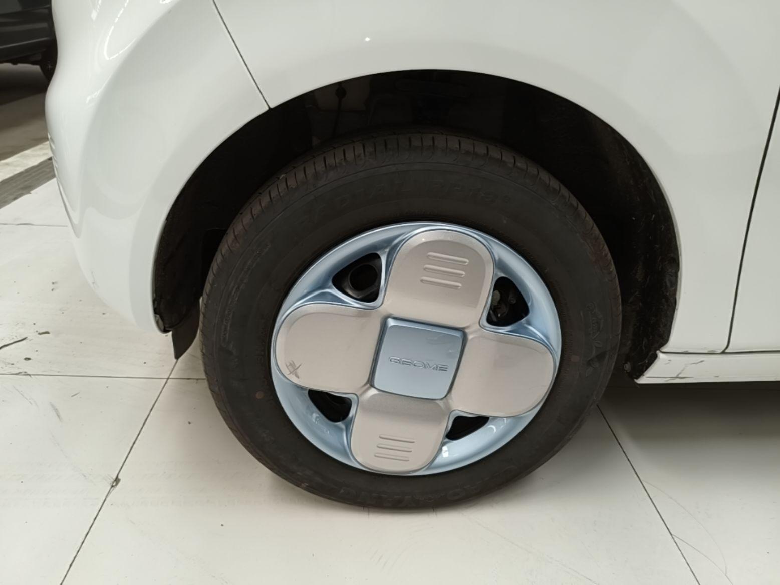 Geely Galaxy Panda 2024 Panda Mini 200km Endurance Bear — миниатюра 8