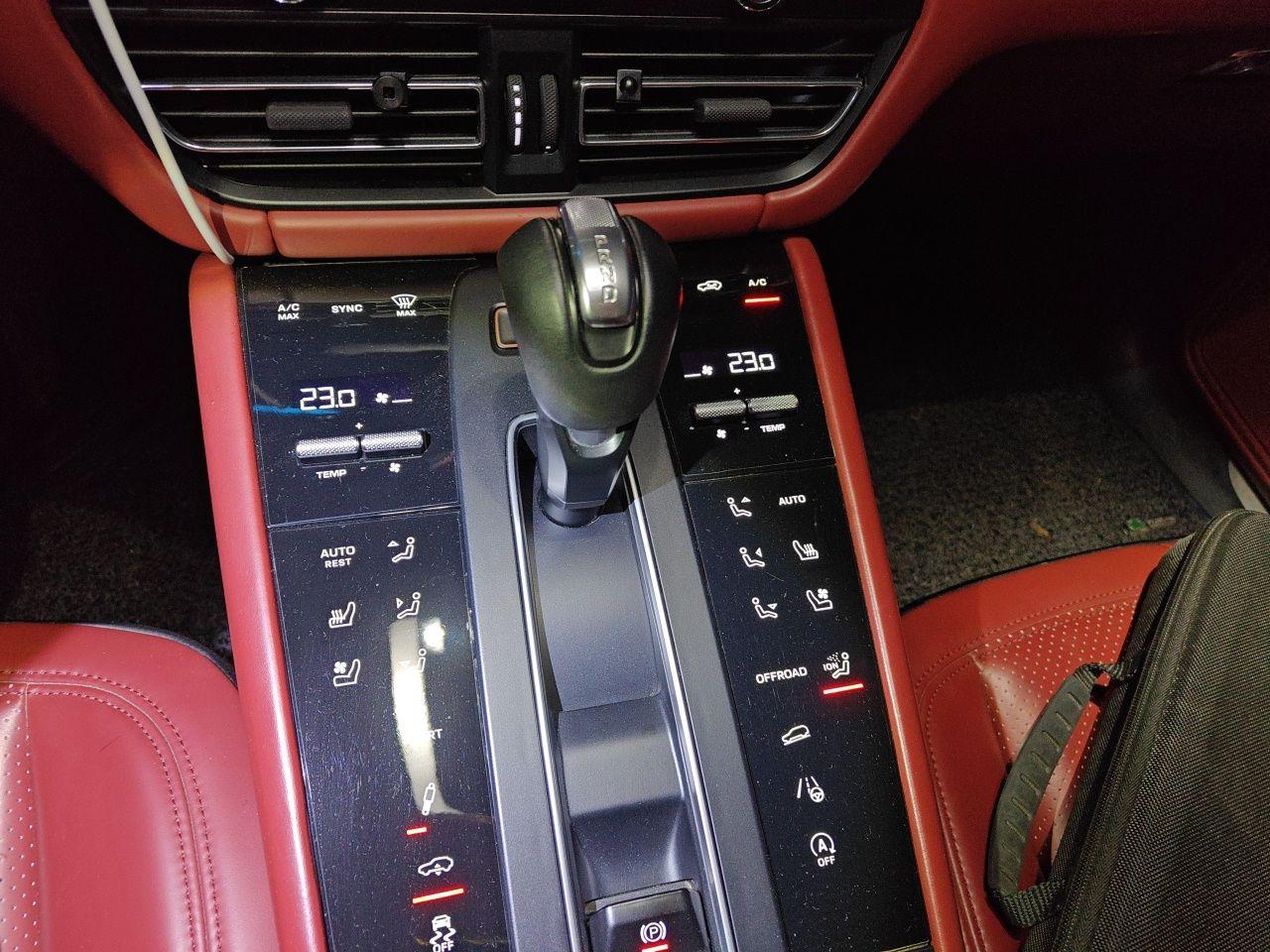 Porsche Macan 2022 Macan S 2.9T — миниатюра 15