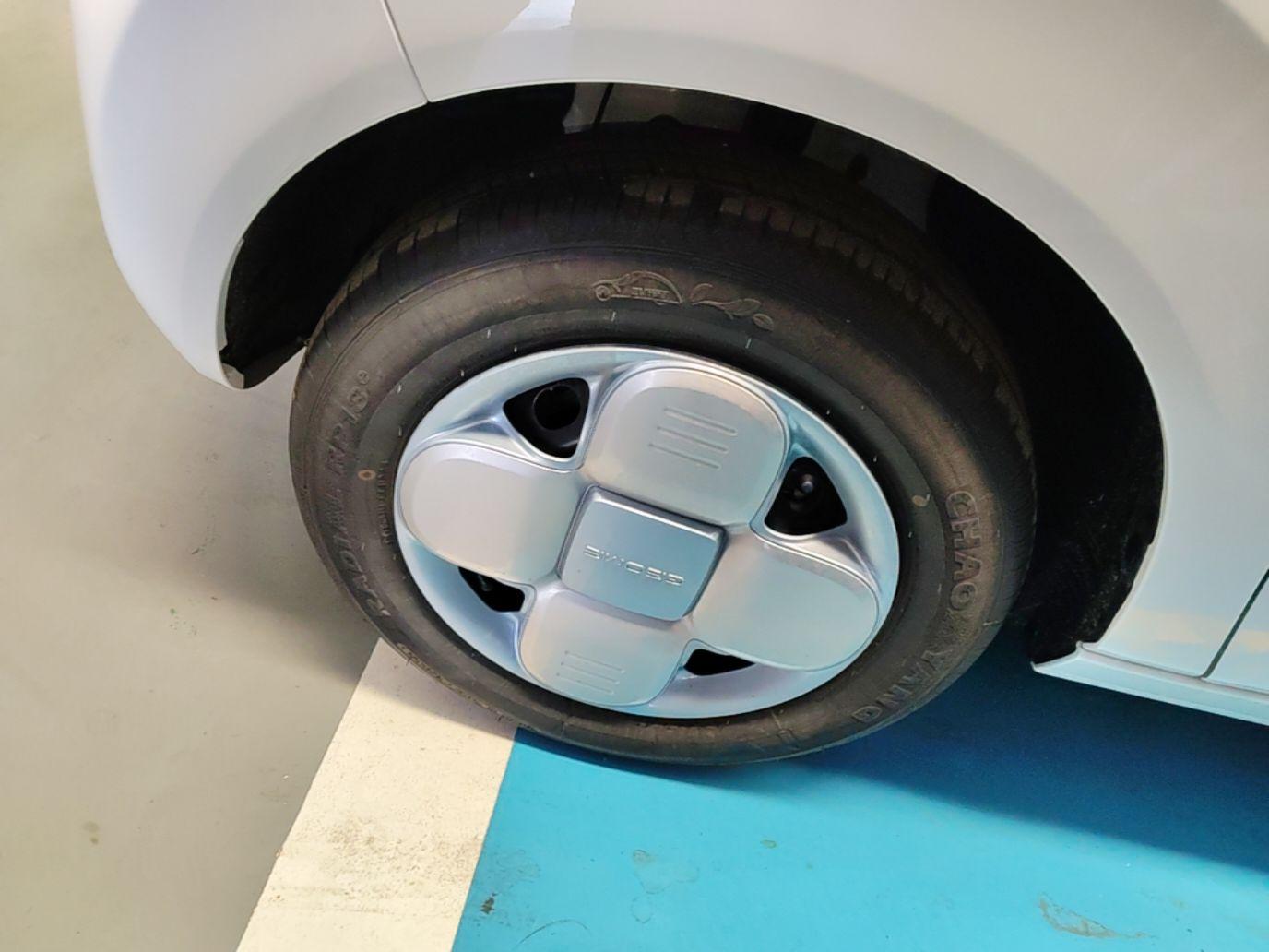 Geely Galaxy Panda 2024 Panda Mini 200km Endurance Bear — миниатюра 8