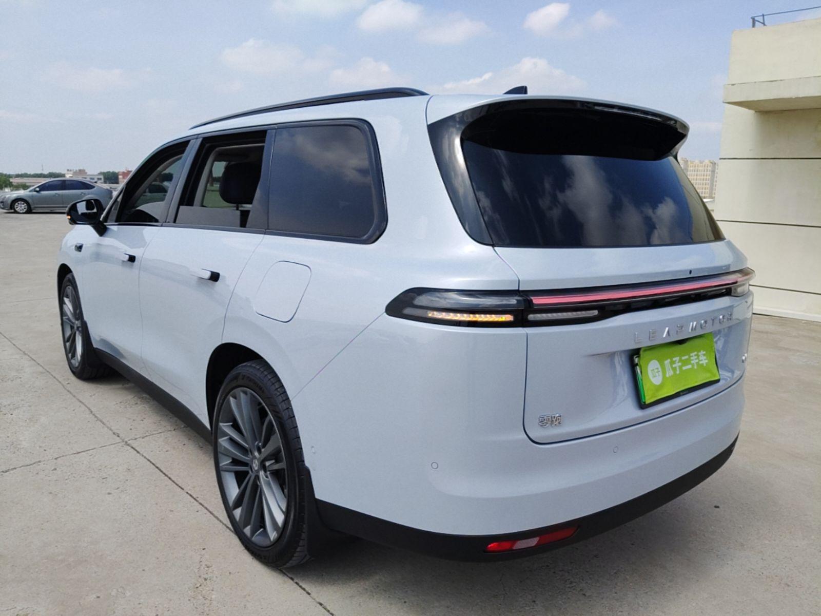Leapmotor C16 2026 All-Electric 630 LiDAR Zhizun Edition 6 Seats — миниатюра 4
